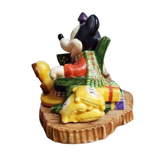 Vintage Disney Mickey Mouse Christmas Stove Candle Tea Light Ceramic Statue - Picture 2 of 9